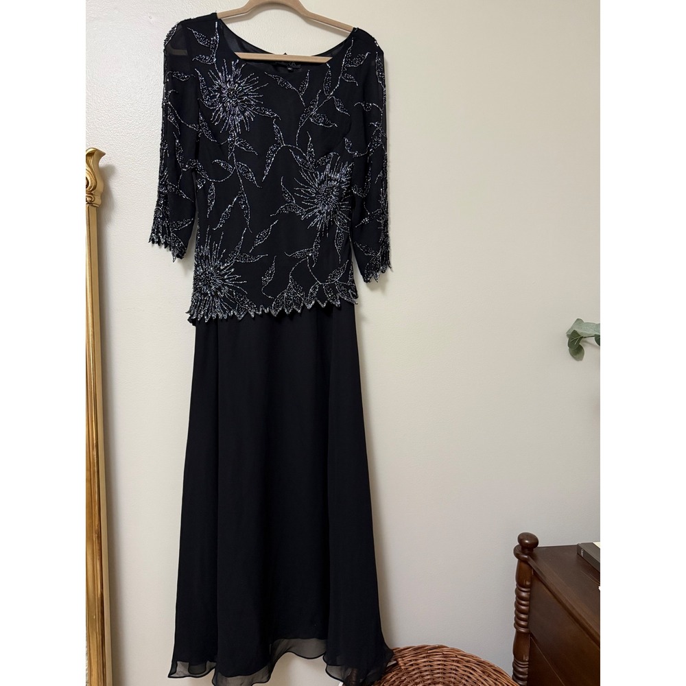 J Kara Black Beaded Floral Chiffon Gown 3/4 Sleeve Formal Evening Dress 8P NWT - Picture 3 of 13